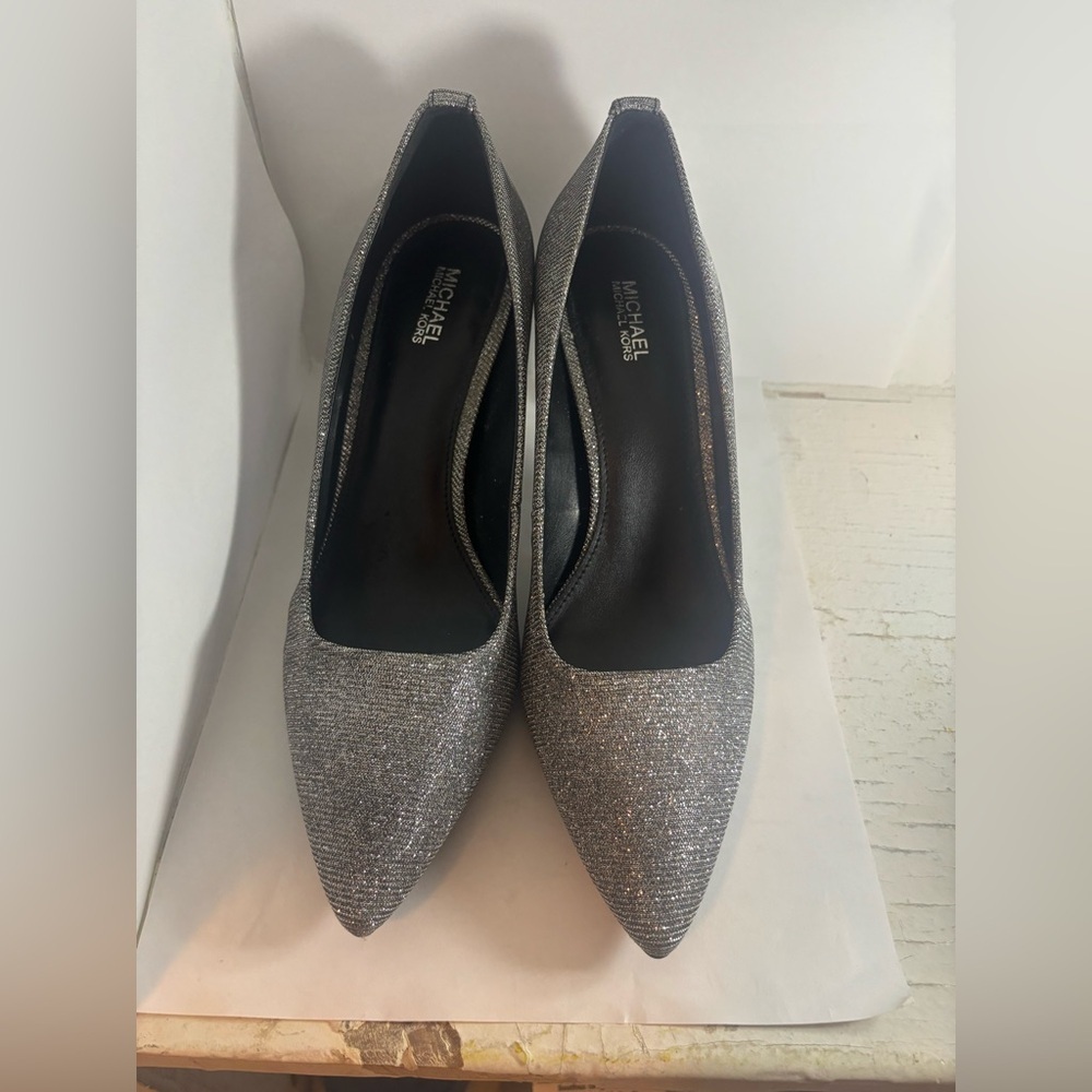 Michael Kors Women's Dorothy‎ Flex Pump Black/Silver Size 8M